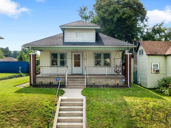 2201 Catalpa Street, South Bend, IN 46613