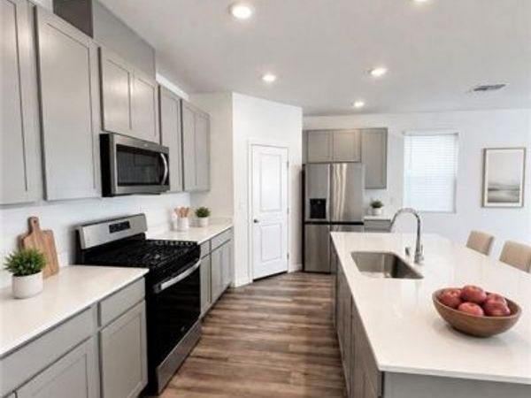 8917 Cherry Barn Street, Las Vegas, NV 89113