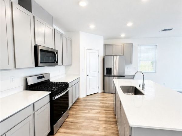 8917 Cherry Barn Street, Las Vegas, NV 89113