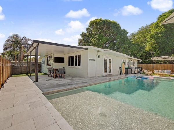 1651 SW 27th Ave , Fort Lauderdale, FL 33312