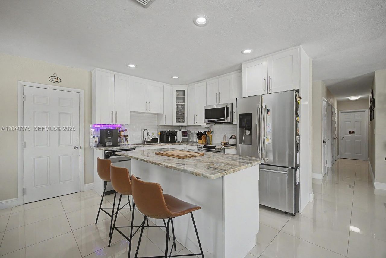 1651 SW 27th Ave , Fort Lauderdale, FL 33312 Photo