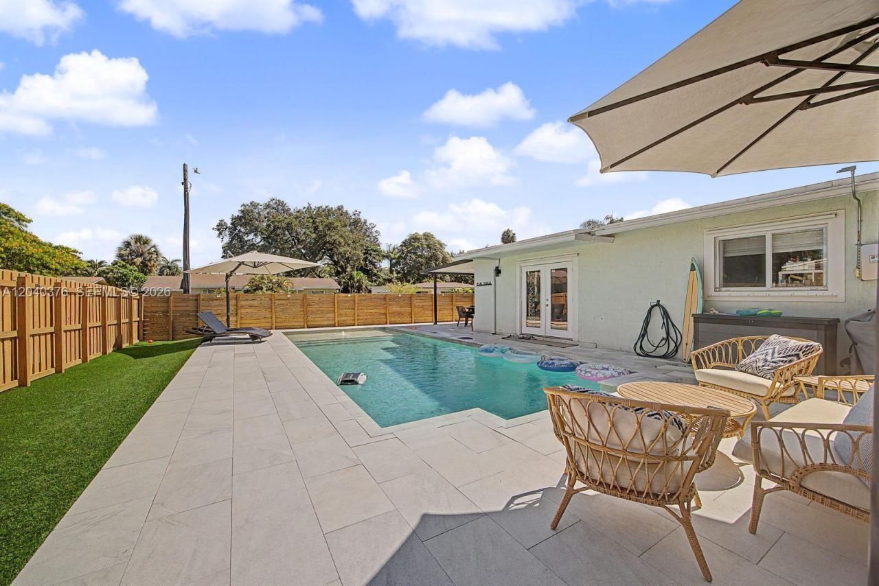 1651 SW 27th Ave , Fort Lauderdale, FL 33312 Photo
