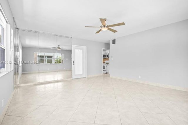 3213 Colony Club Rd , Unit 3-E, Pompano Beach, FL 33062 Photo