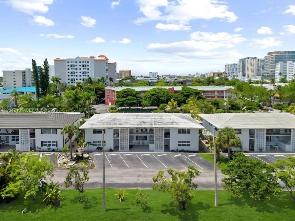 3213 Colony Club Rd , Unit 3-E, Pompano Beach, FL 33062 Photo