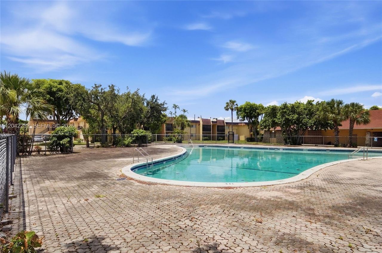 2974 NW 55th Ave, Unit 2B, Lauderhill, FL 33313 Photo
