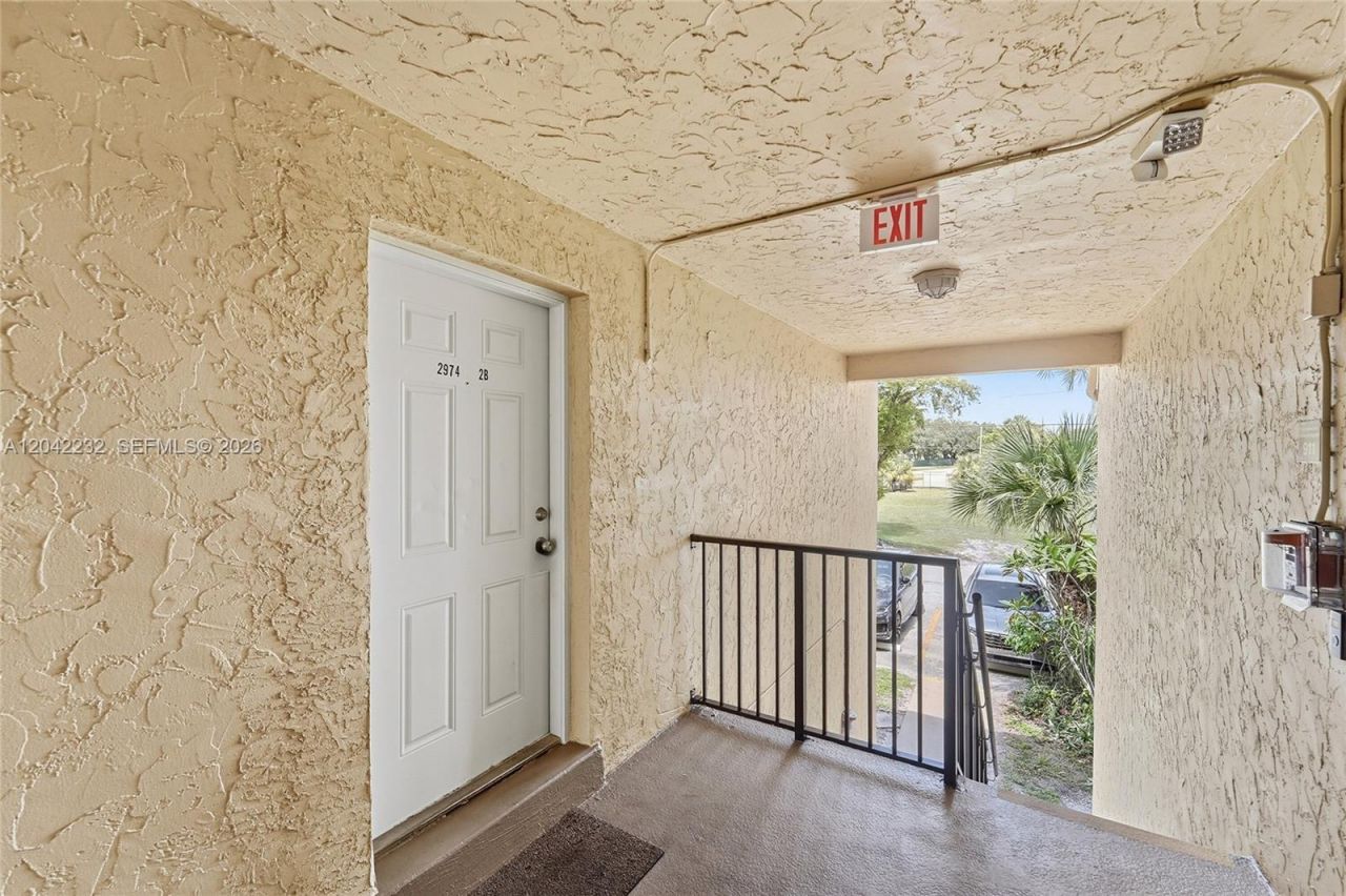 2974 NW 55th Ave, Unit 2B, Lauderhill, FL 33313 Photo