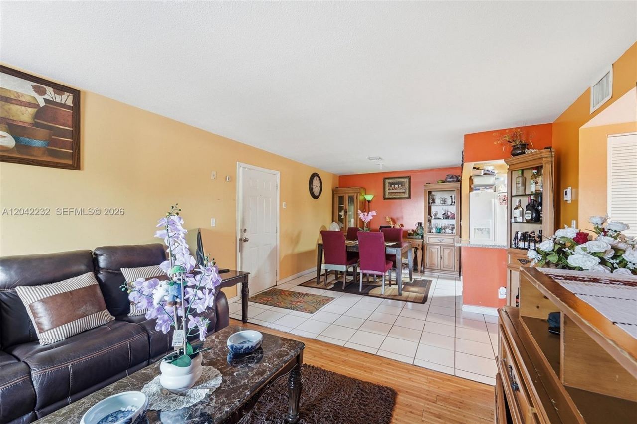 2974 NW 55th Ave, Unit 2B, Lauderhill, FL 33313 Photo