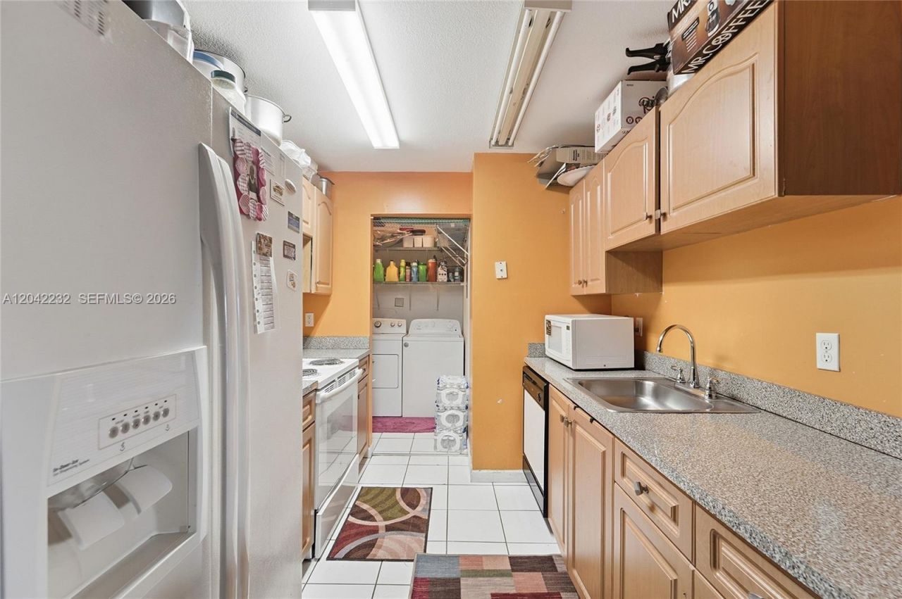 2974 NW 55th Ave, Unit 2B, Lauderhill, FL 33313 Photo