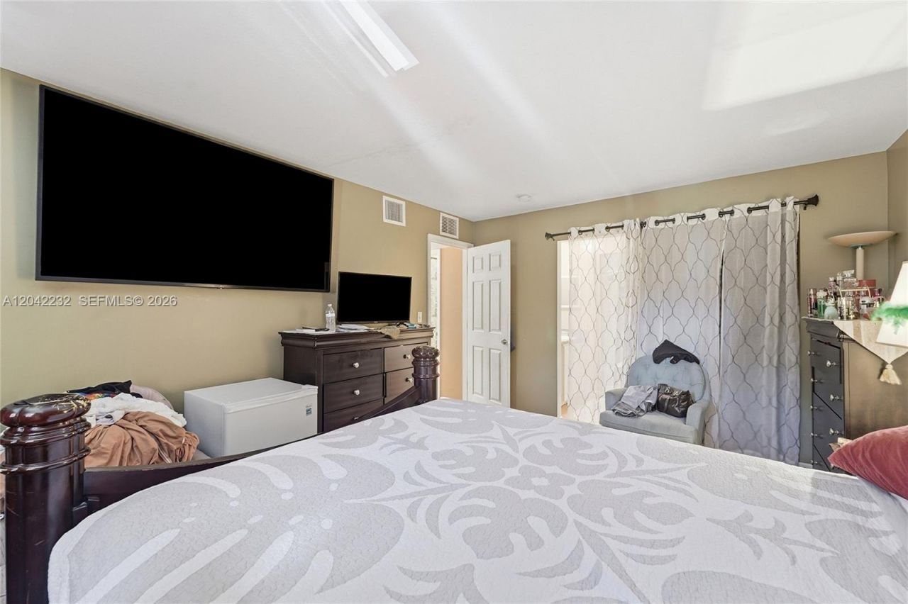 2974 NW 55th Ave, Unit 2B, Lauderhill, FL 33313 Photo