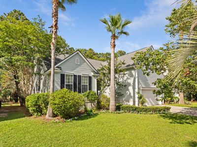 1927 Palmetto Isle Drive, Mount Pleasant, SC 29466