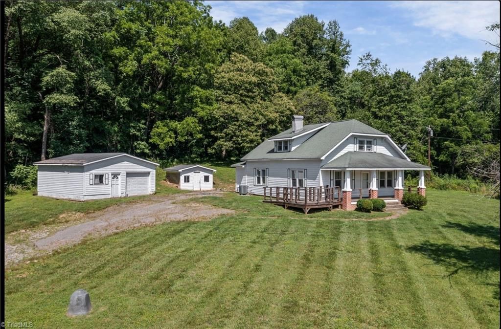 6689 Nc Highway 16, Millers Creek, NC 28651 Main Photo