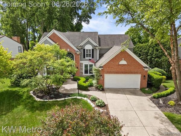 1393 Lake Shore Boulevard, Orion Twp, MI 48362