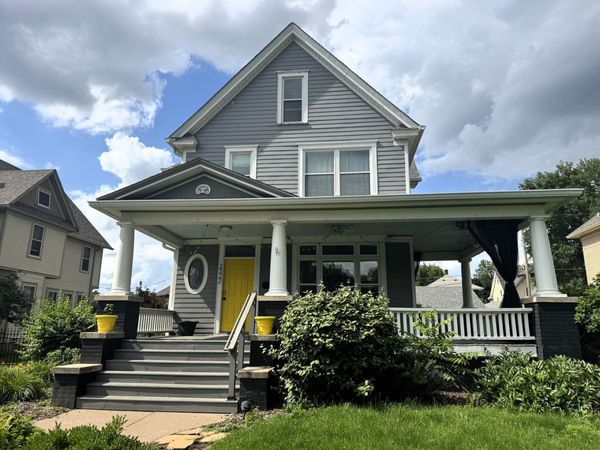 2322 E 11th Street , Davenport, IA 52803