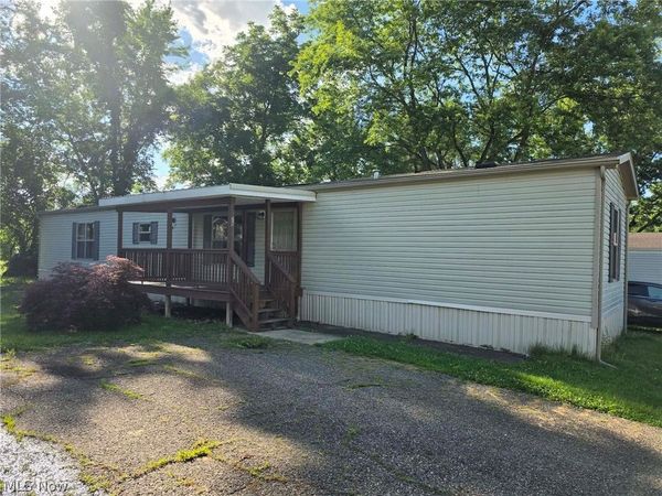 3000 Moxadarla Drive , Unit 28, Zanesville, OH 43701