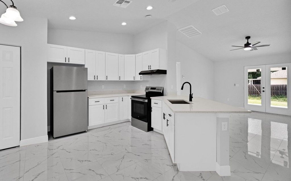 8616 100th Avenue, Vero Beach, FL 32967 Photo