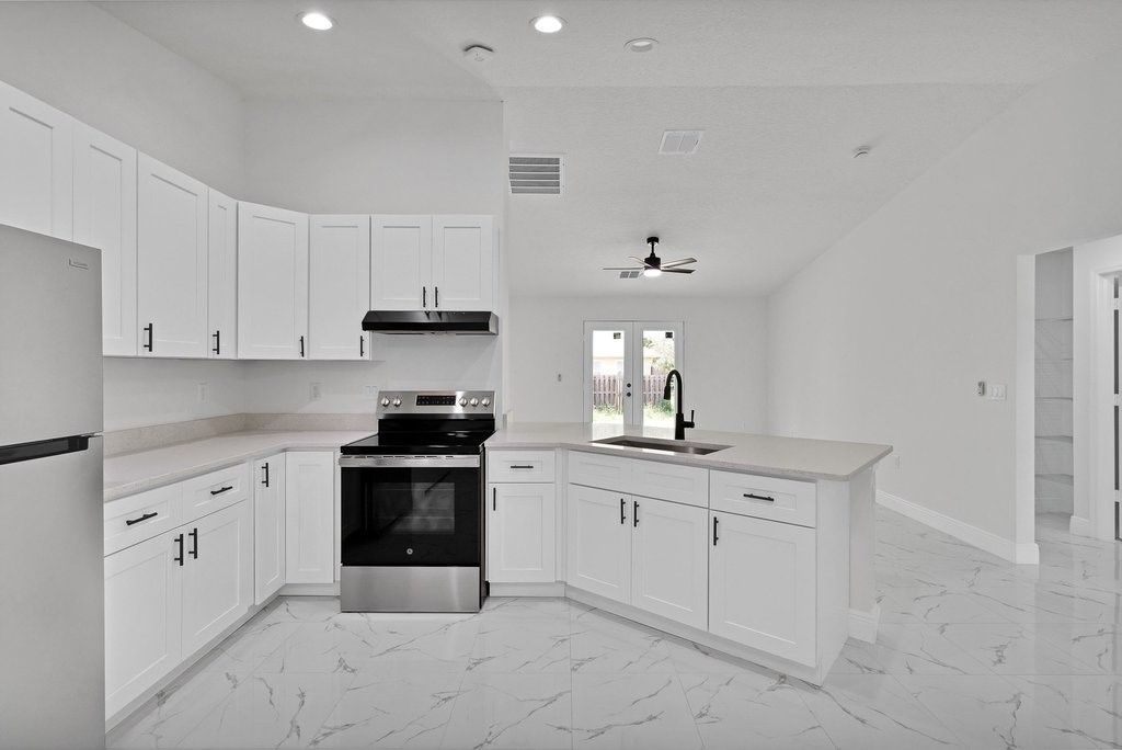8616 100th Avenue, Vero Beach, FL 32967 Photo