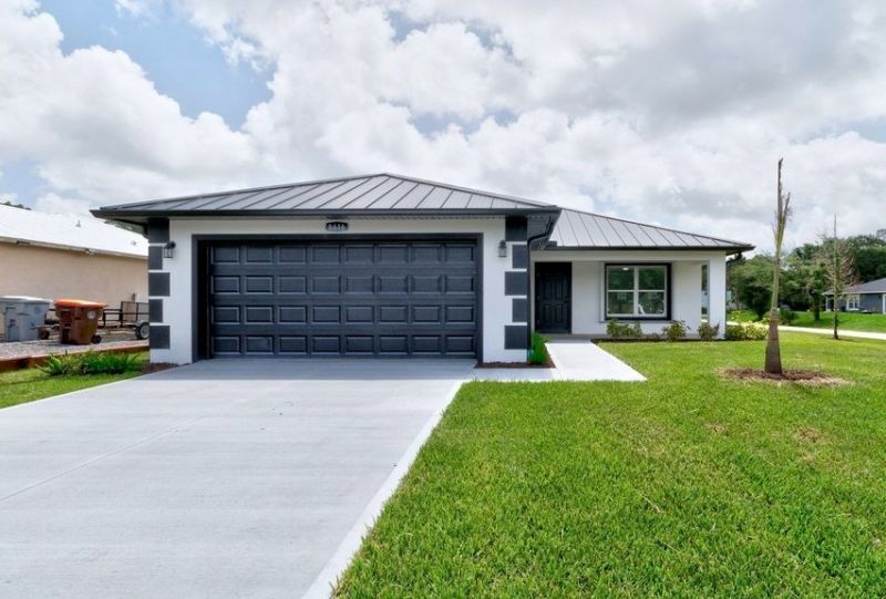 8616 100th Avenue, Vero Beach, FL 32967 Photo