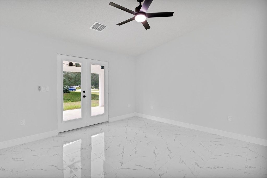 8616 100th Avenue, Vero Beach, FL 32967 Photo