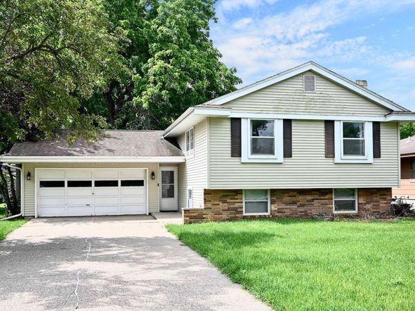 1775 Gilmore Avenue, Winona, MN 55987