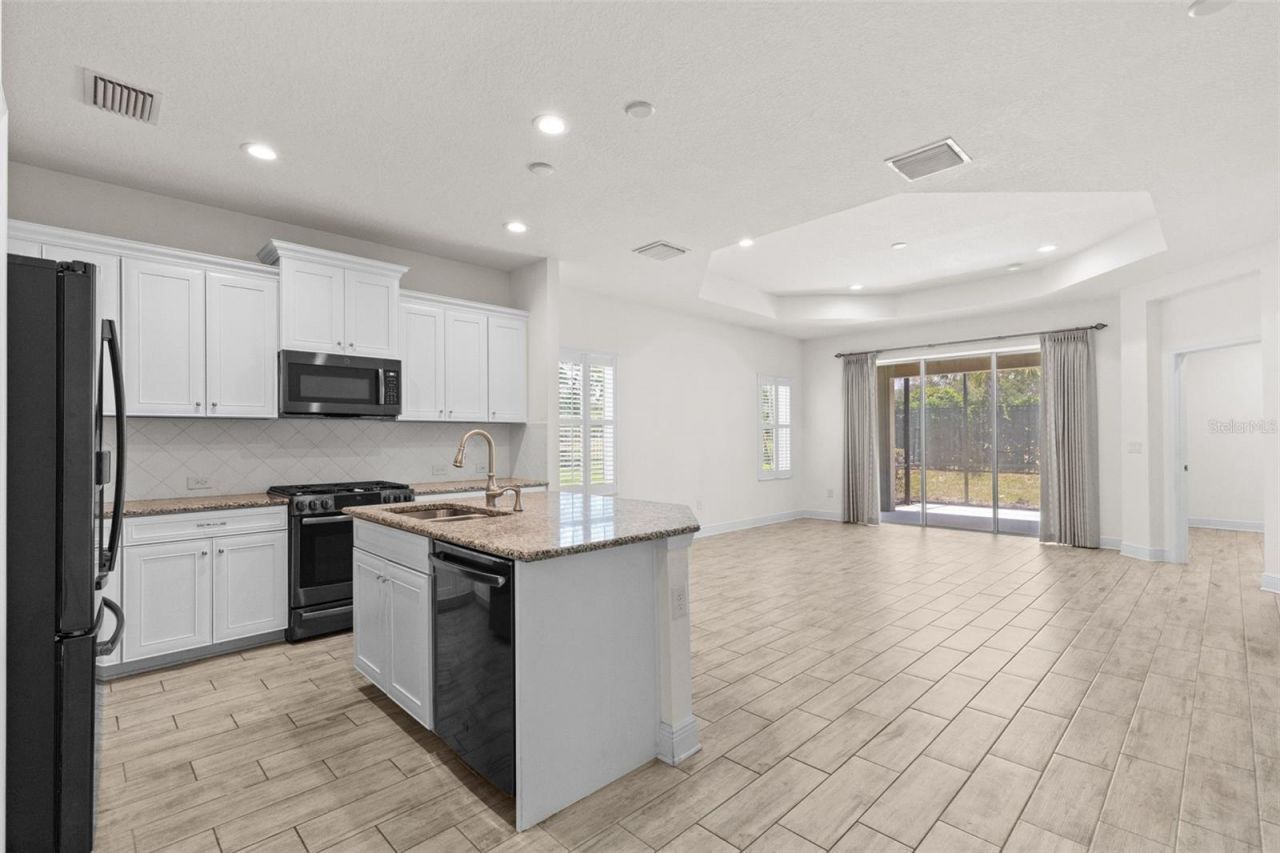 13506 Circa Crossing Drive, Lithia, FL 33547 Photo