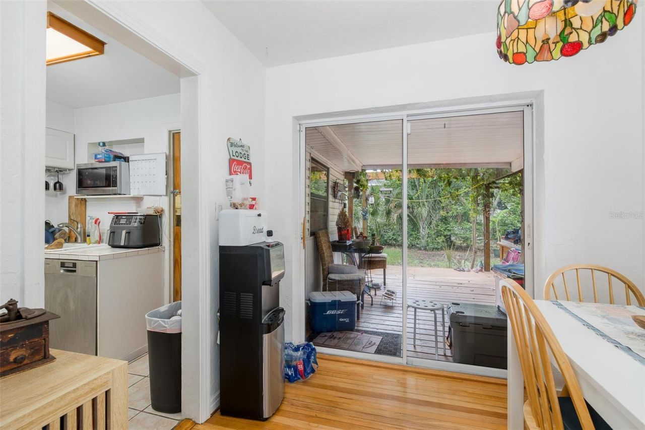 1005 15th Street N, Saint Petersburg, FL 33705 Photo