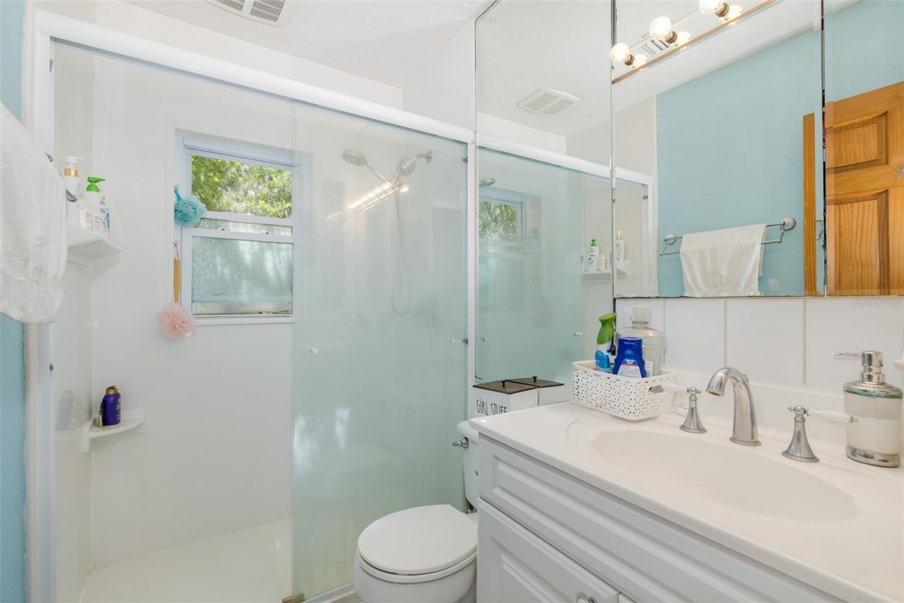 1005 15th Street N, Saint Petersburg, FL 33705 Photo