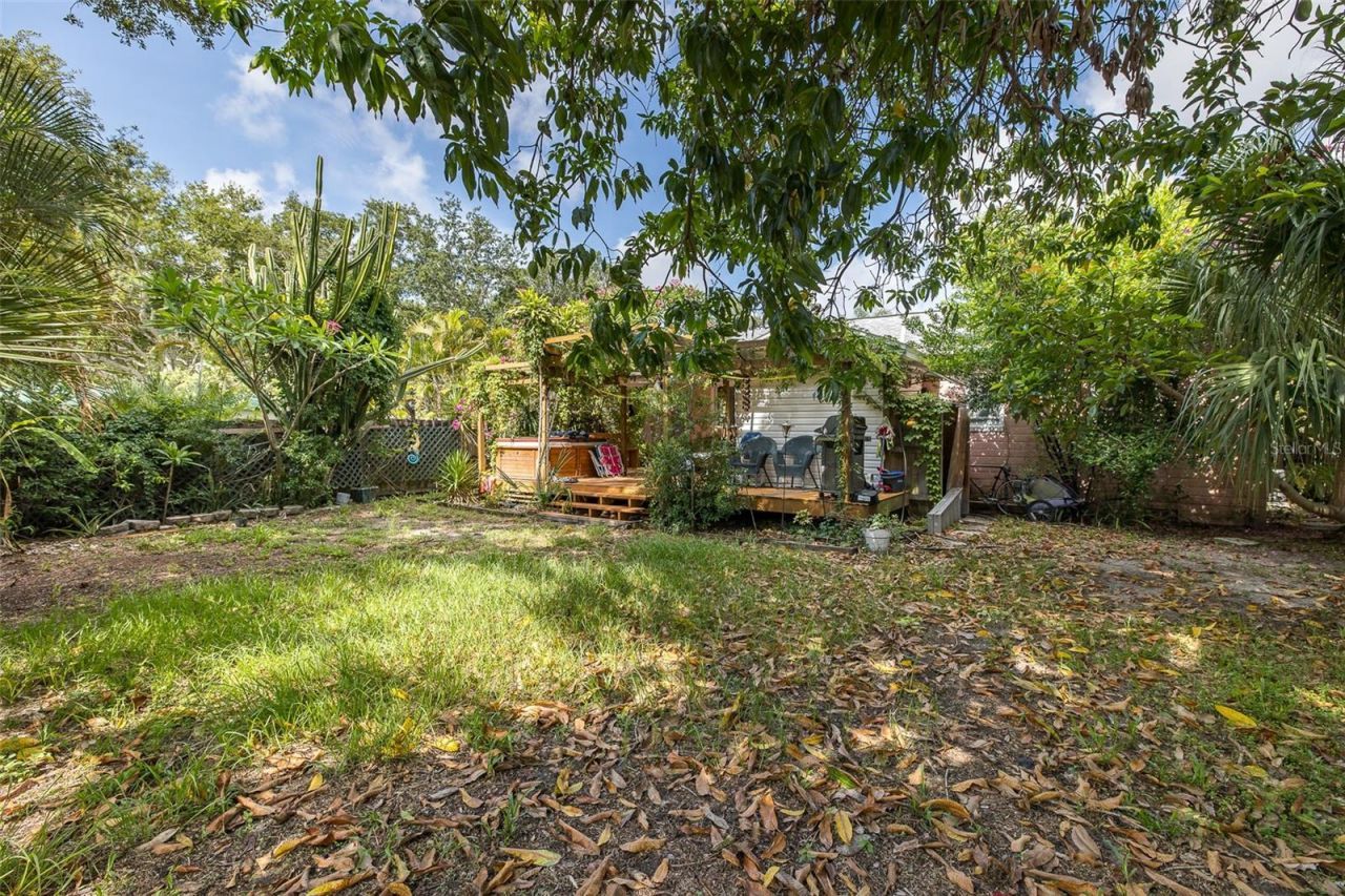 1005 15th Street N, Saint Petersburg, FL 33705 Photo