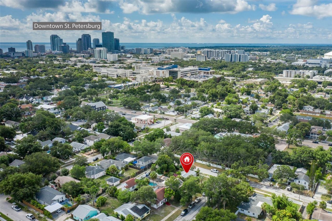 1005 15th Street N, Saint Petersburg, FL 33705 Photo