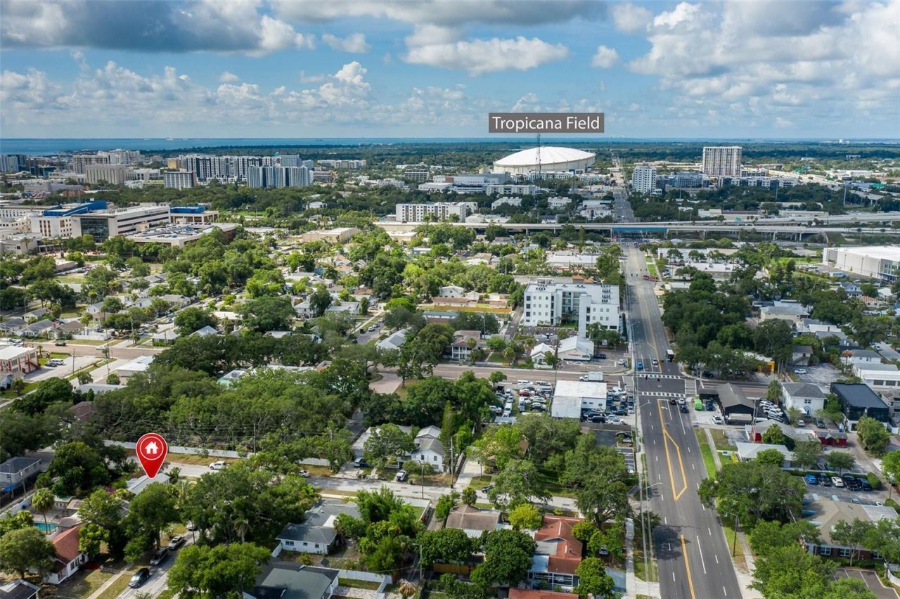1005 15th Street N, Saint Petersburg, FL 33705 Photo