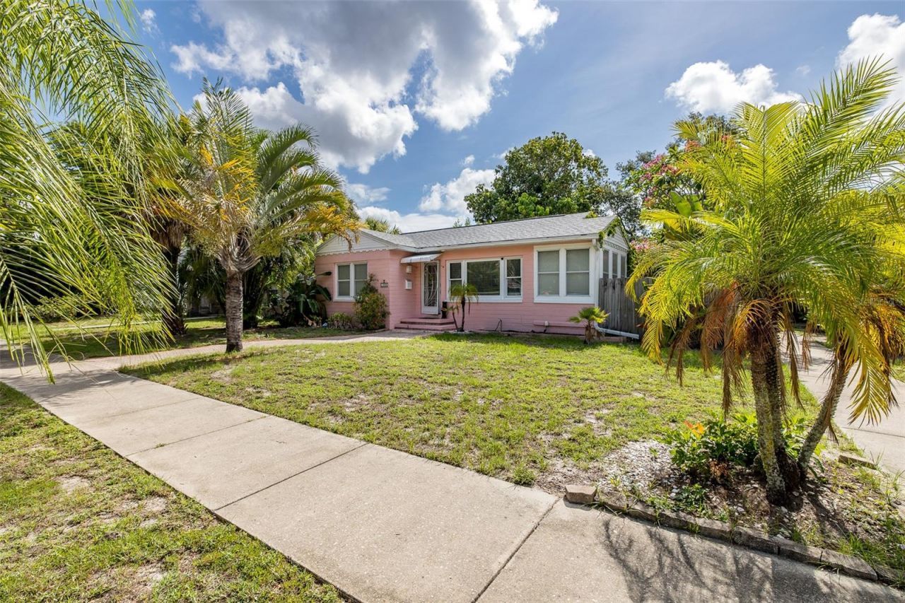 1005 15th Street N, Saint Petersburg, FL 33705 Photo