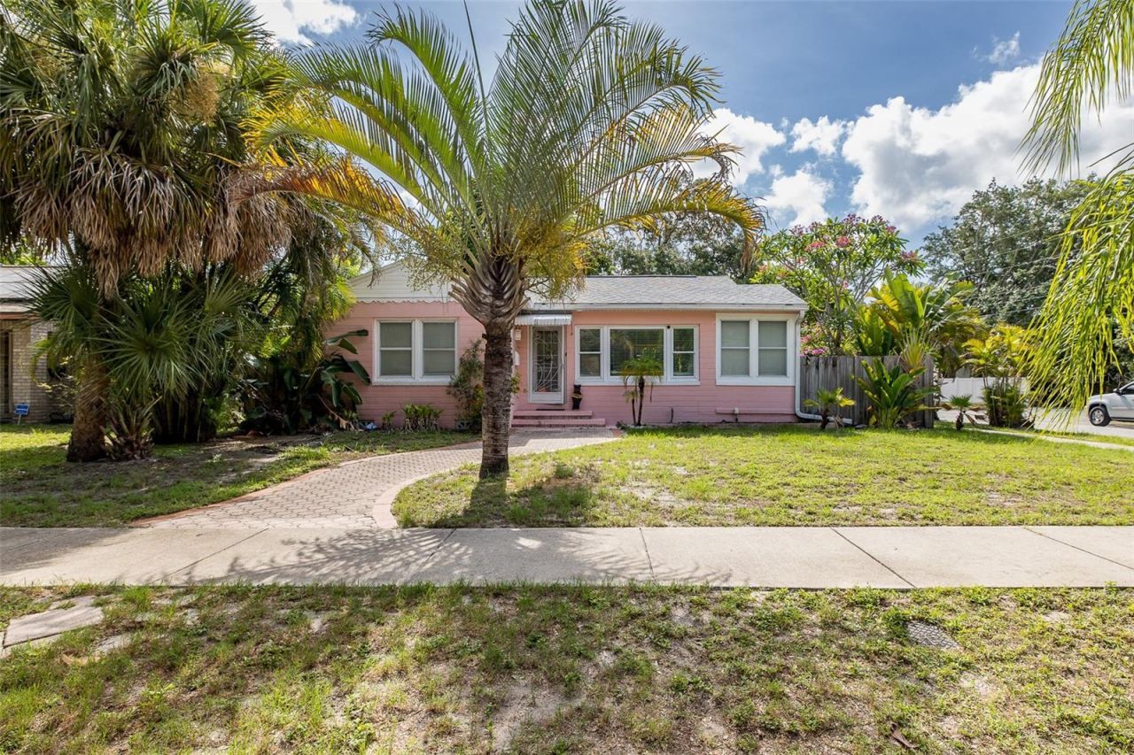 1005 15th Street N, Saint Petersburg, FL 33705 Photo