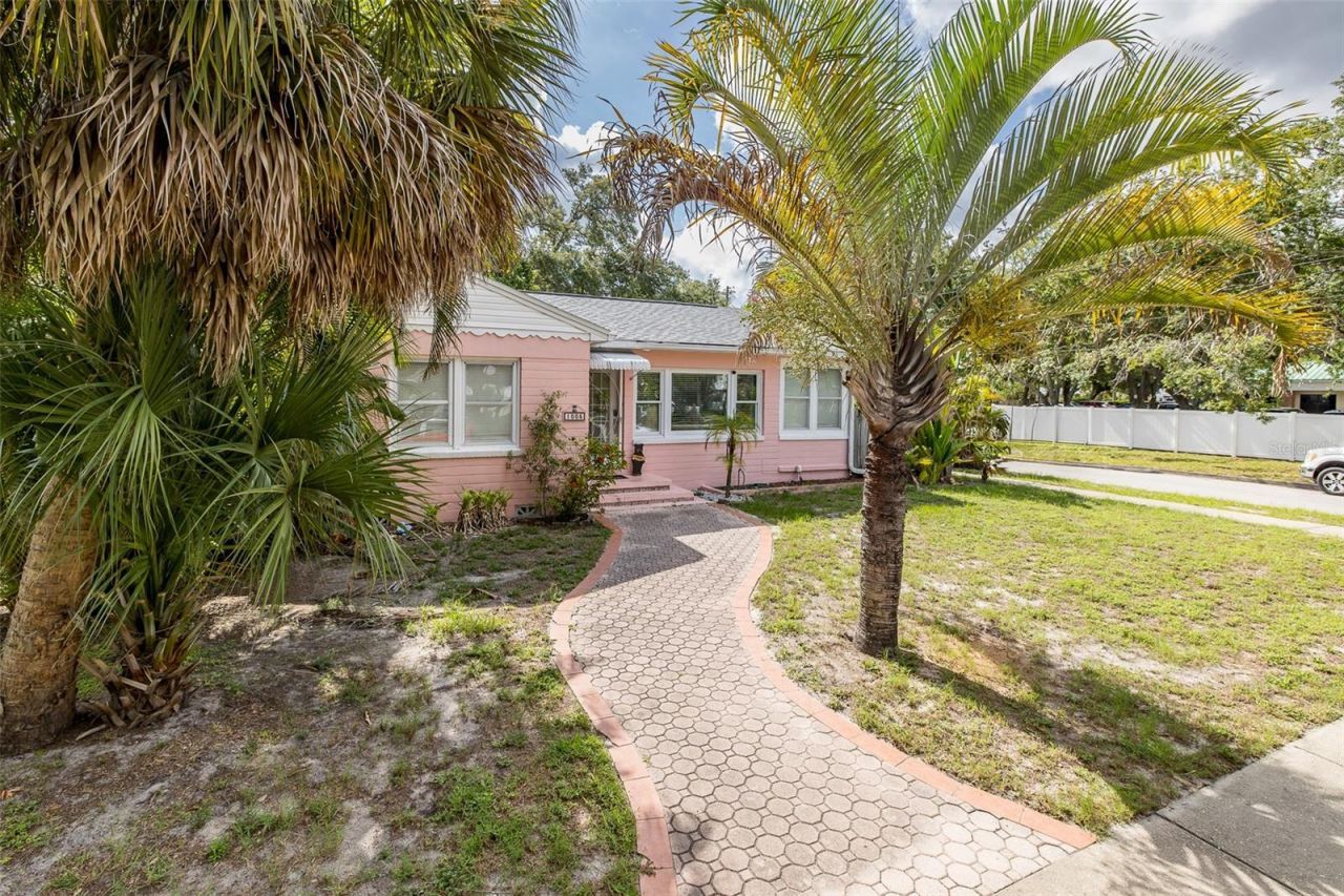 1005 15th Street N, Saint Petersburg, FL 33705 Photo