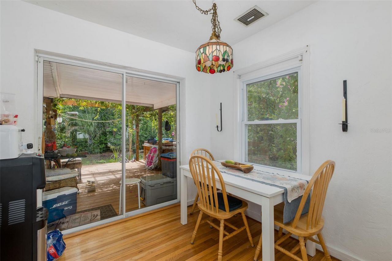 1005 15th Street N, Saint Petersburg, FL 33705 Photo