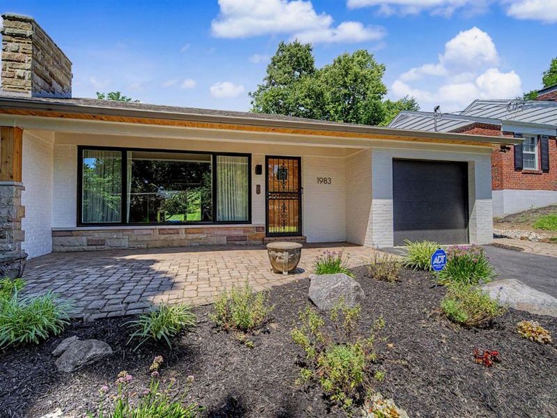 1983 Honeysuckle Lane, Cincinnati, OH 45230 Photo 6