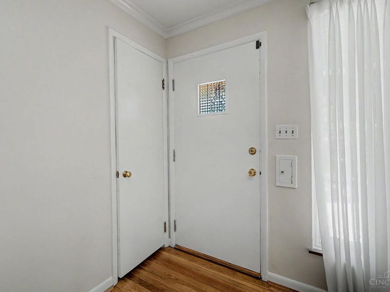 1983 Honeysuckle Lane, Cincinnati, OH 45230 Photo 8