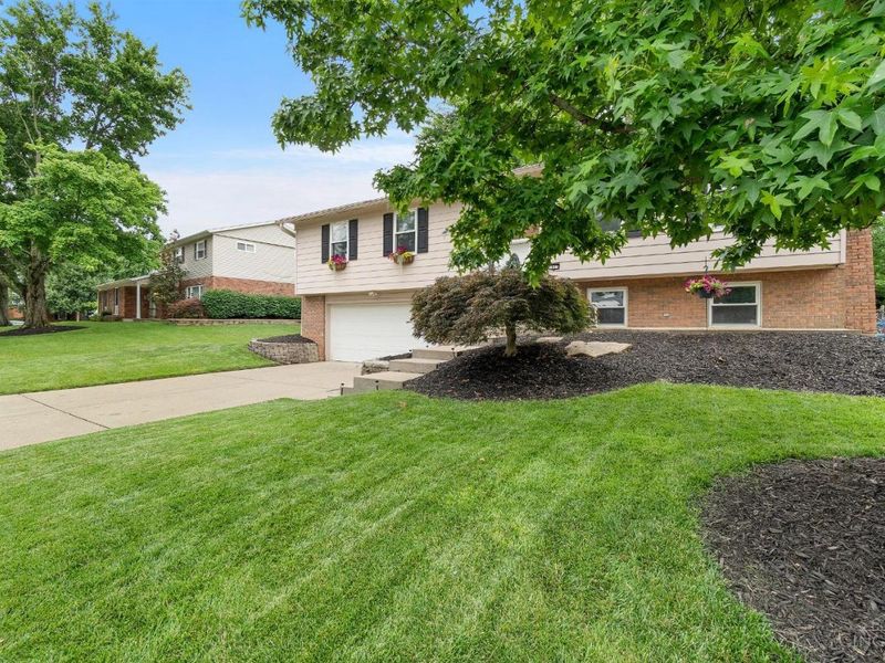 1613 Clemson Circle, Anderson Twp, OH 45255 Photo 3