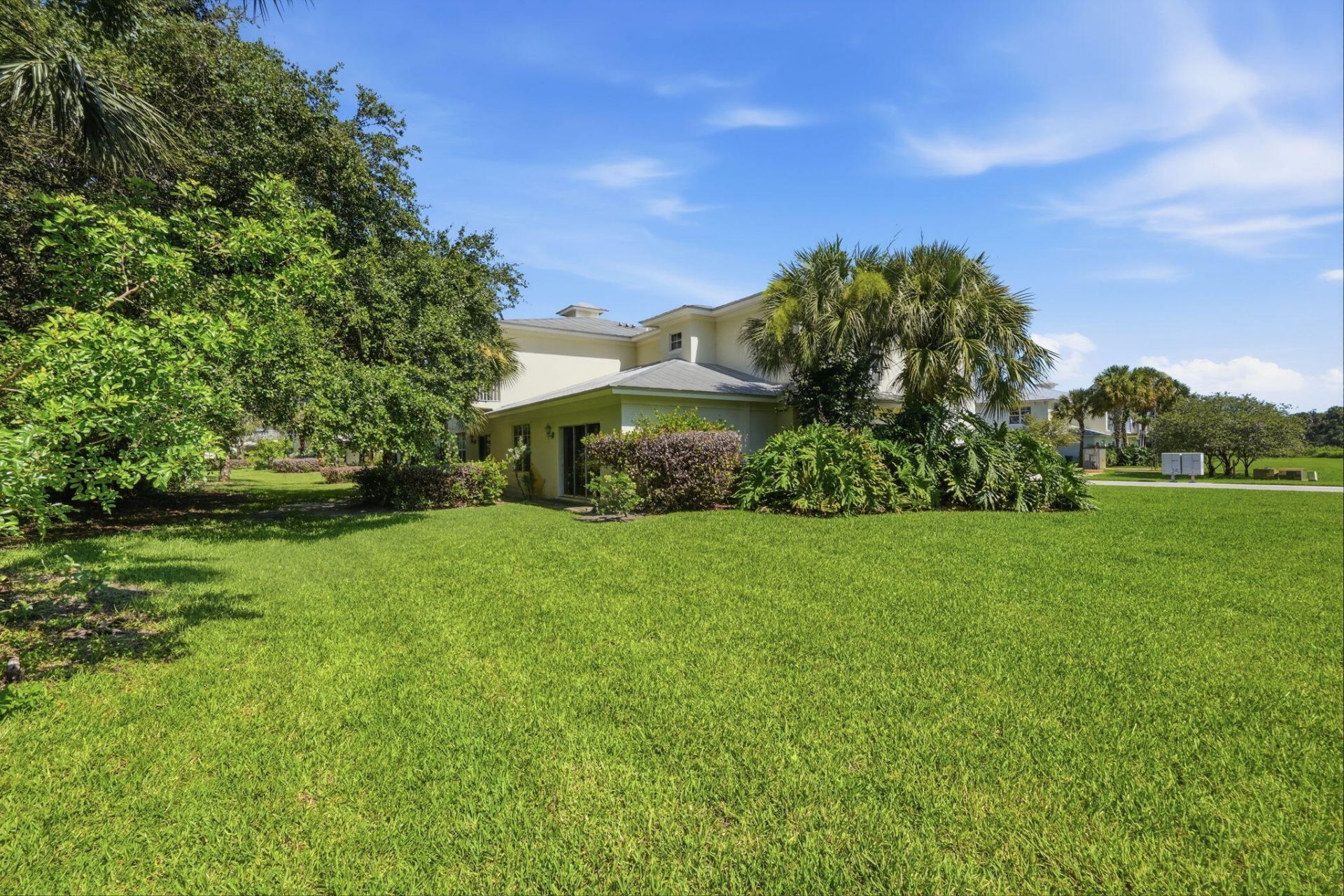 2551 Creekside Drive, Fort Pierce, FL 34981 Photo