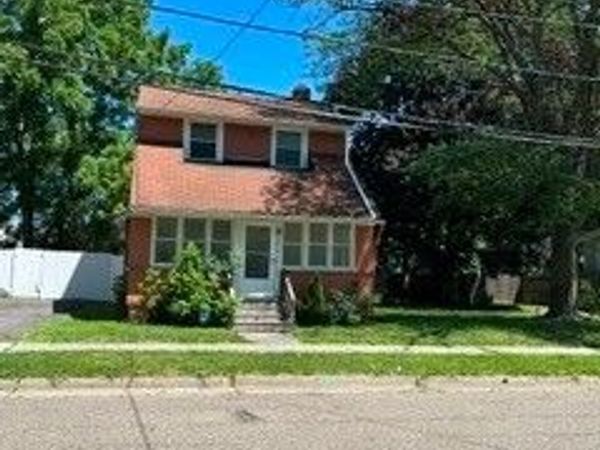 1113 Santee Avenue , Akron, OH 44306