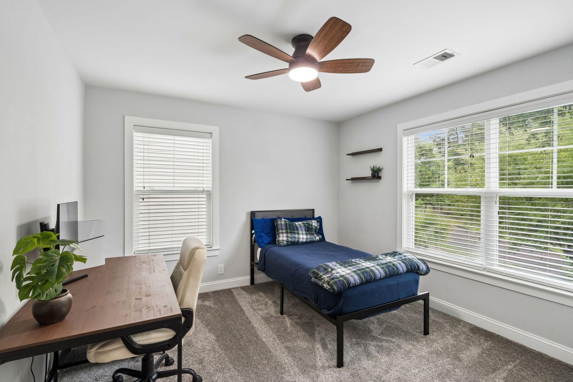 112 Turner Field Way Photo 30