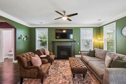 112 Turner Field Way photo 4