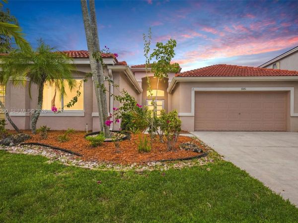 1081 Allamanda Way , Weston, FL 33327