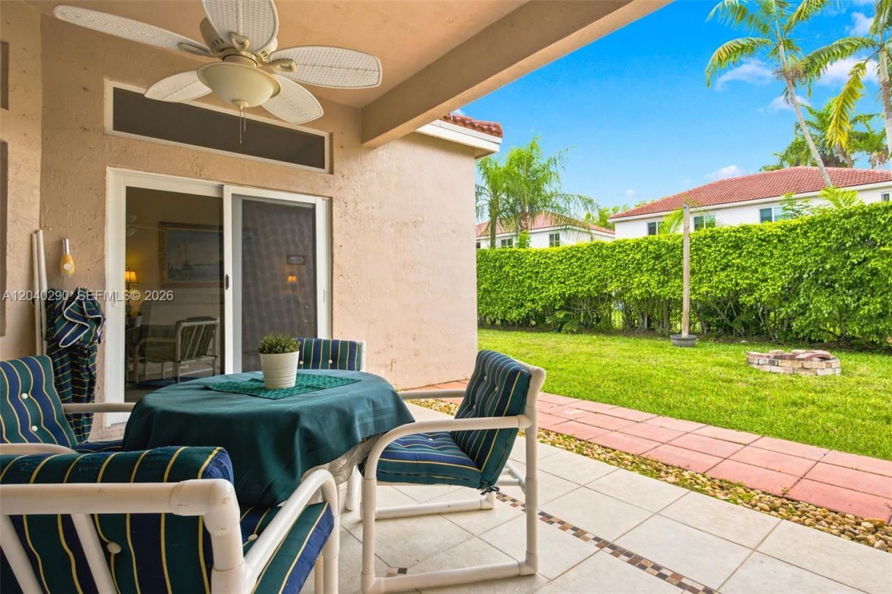 1081 Allamanda Way , Weston, FL 33327 Photo