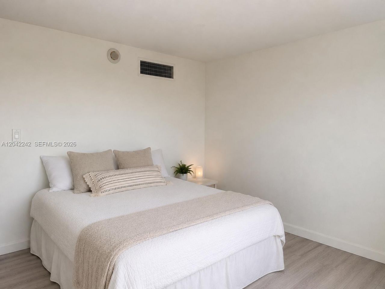 10275 Collins Ave , Unit 431, Bal Harbour, FL 33154 Photo