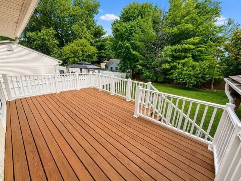 586 Presidential Way, Delaware, OH 43015 Photo 29