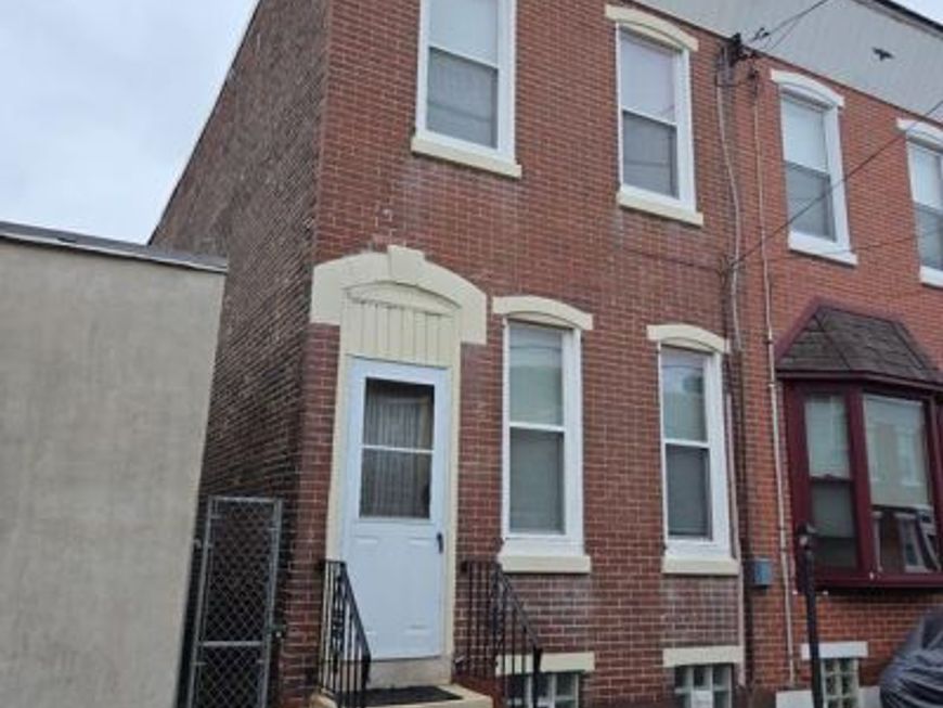 2352 E Firth Street, Philadelphia, PA 19125 Main Photo