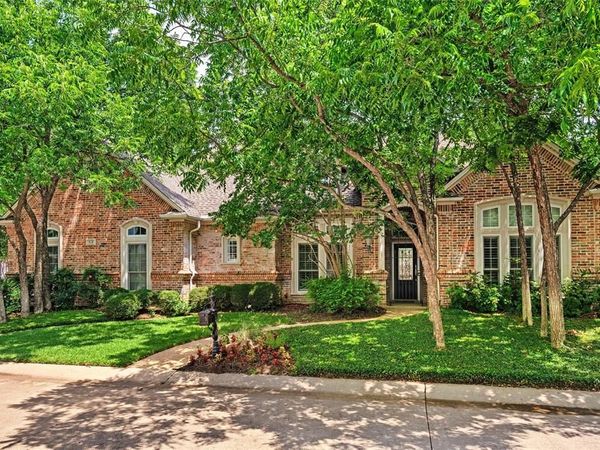 512 Ashmede Court , Arlington, TX 76013
