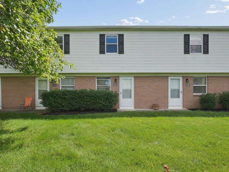 2238 Perkins Court, Columbus, OH 43229 Photo 2