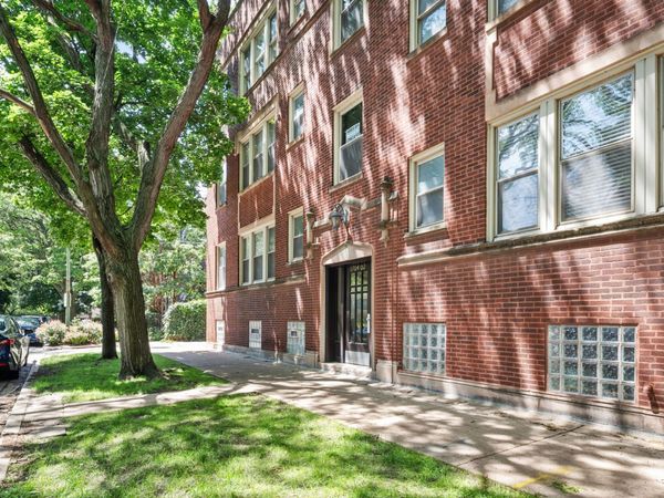 1702 W Catalpa Avenue , Unit 3E, Chicago, IL 60640