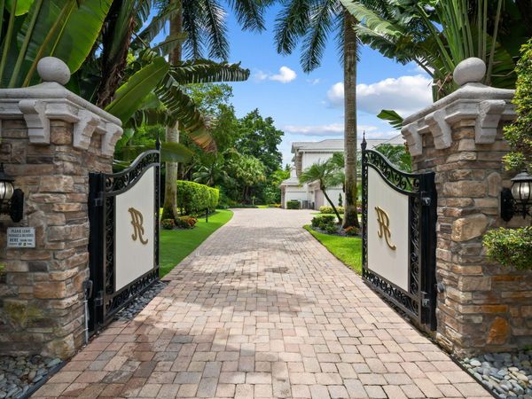 8950 NW 70th Court, Parkland, FL 33067