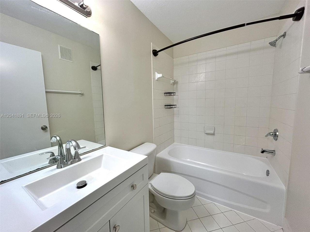 1270 SE 28th Ct , Unit 202, Homestead, FL 33035 Photo